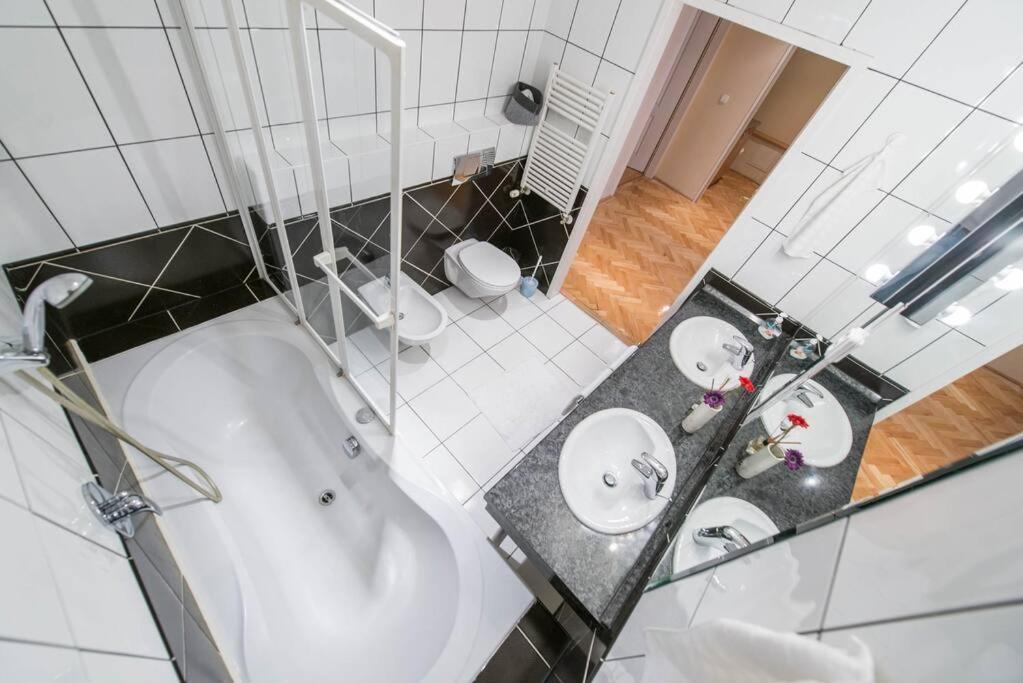Venus Apartments - Renate Budapest Ngoại thất bức ảnh